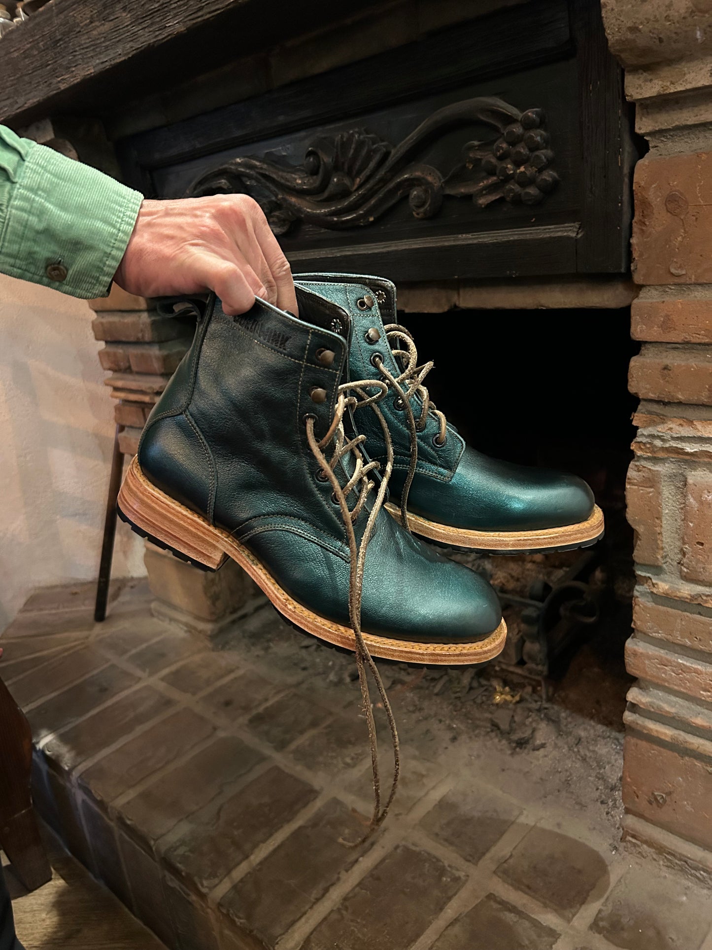 Bota “metallic green”